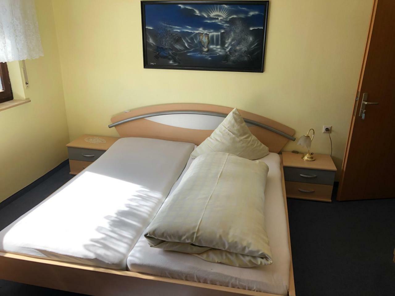Hotel Cafe Waldeck Wuestenrot Экстерьер фото